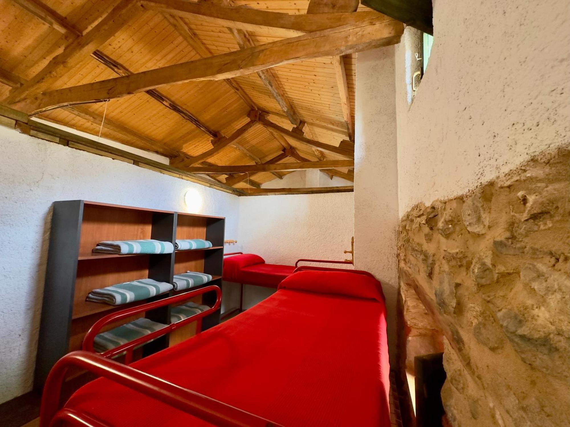 Albergue Valle De Arbas Cubillas de Arbas Exterior photo